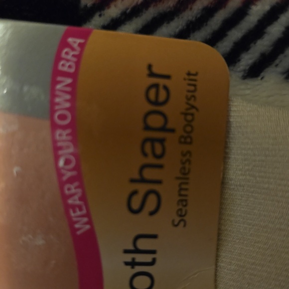 NWT body shaper size l/xl - Picture 4 of 10